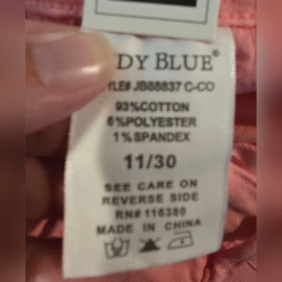 Judy Blue Pink High Rise Cargo Straight Jeans Size 11/30 - Picture 8 of 11